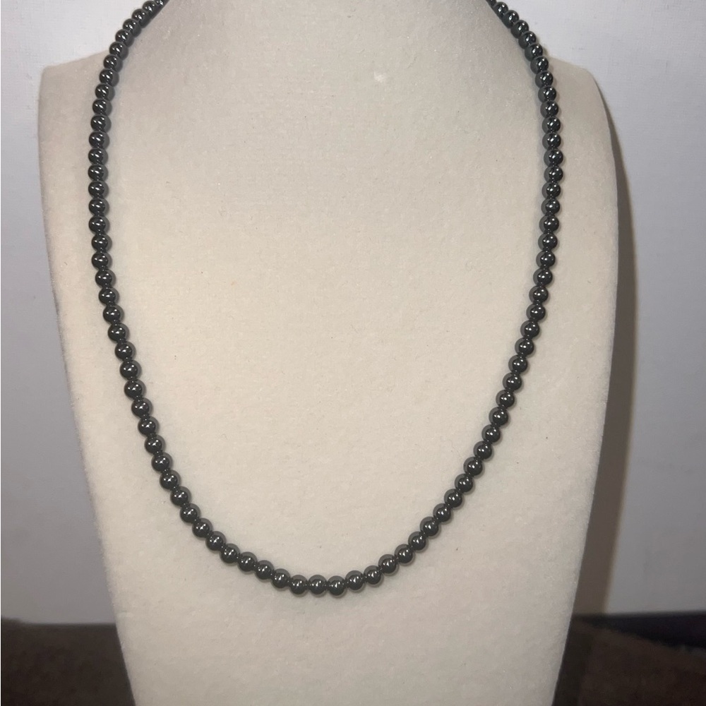 Hematite Beaded Necklace Round Bead Strand Fashion Jewelry Accessory - Picture 2 of 3